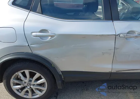 2021 Nissan Rogue Sport S Fwd Xtronic Cvt z USA, uszkodzony, nr VIN JN1BJ1AV3MW562213